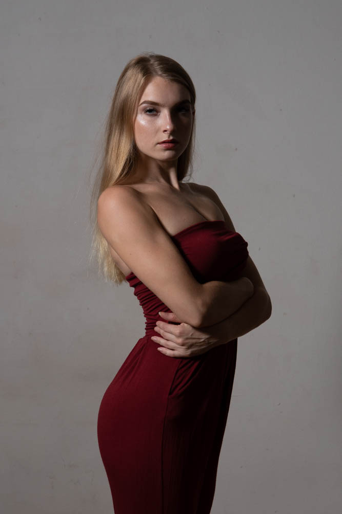 Female model photo shoot of lareina tay
