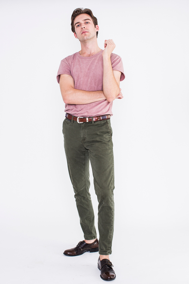 Male model photo shoot of BrendanDonovan