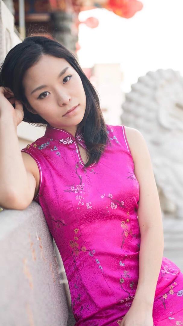 Female model photo shoot of Yuwi Kim