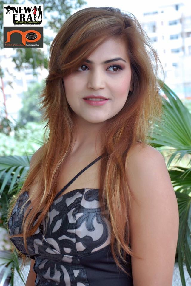 Female model photo shoot of ankita_bhatt