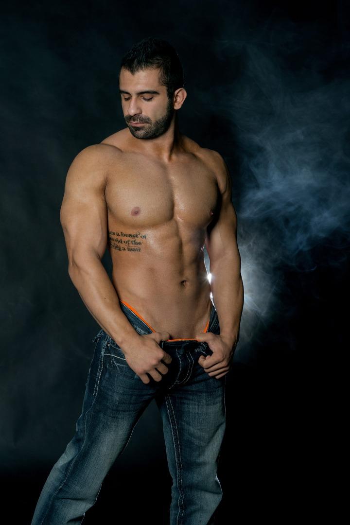Male model photo shoot of Ramtin Imani 