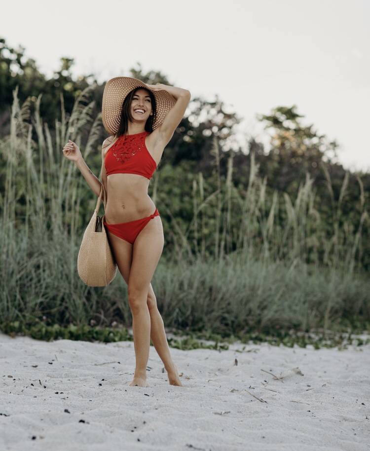 Female model photo shoot of Jenna_elisabeth_ in Indian Harbour Beach, Florida