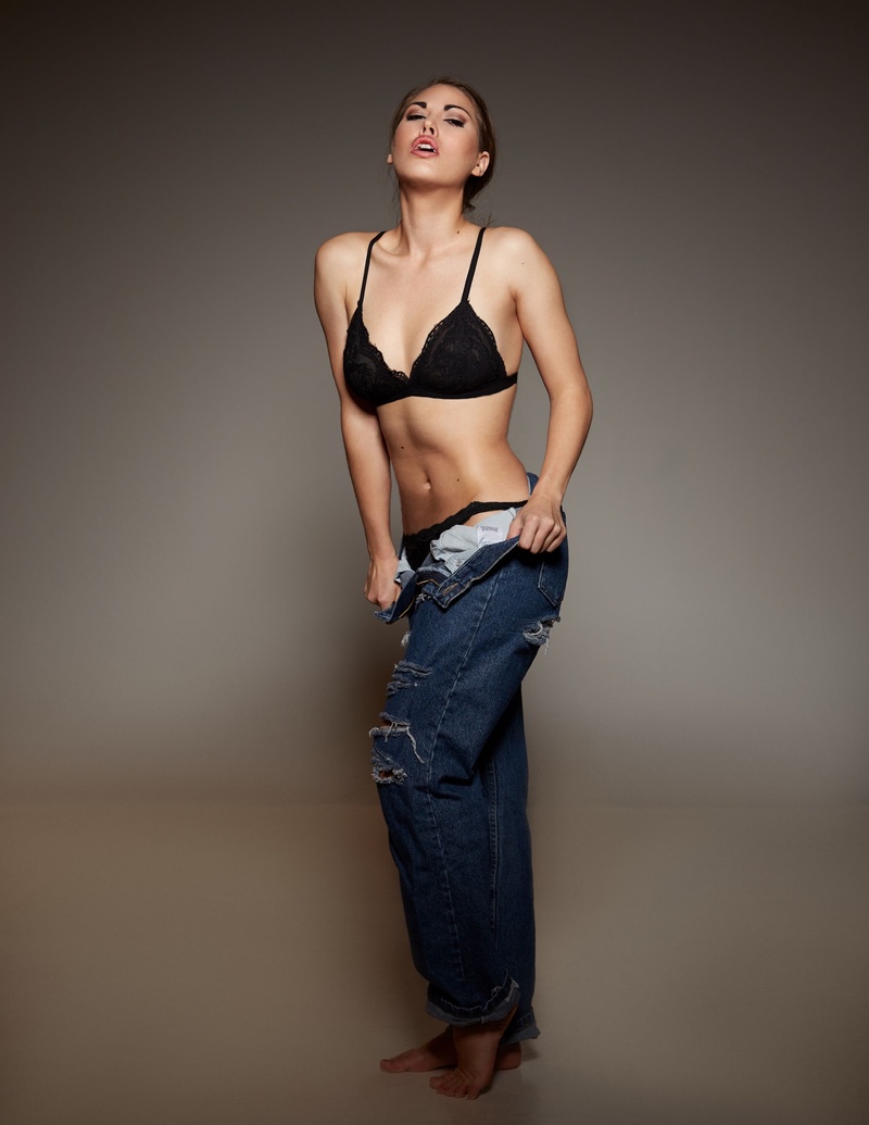 Female model photo shoot of Jamie Lee Bauern