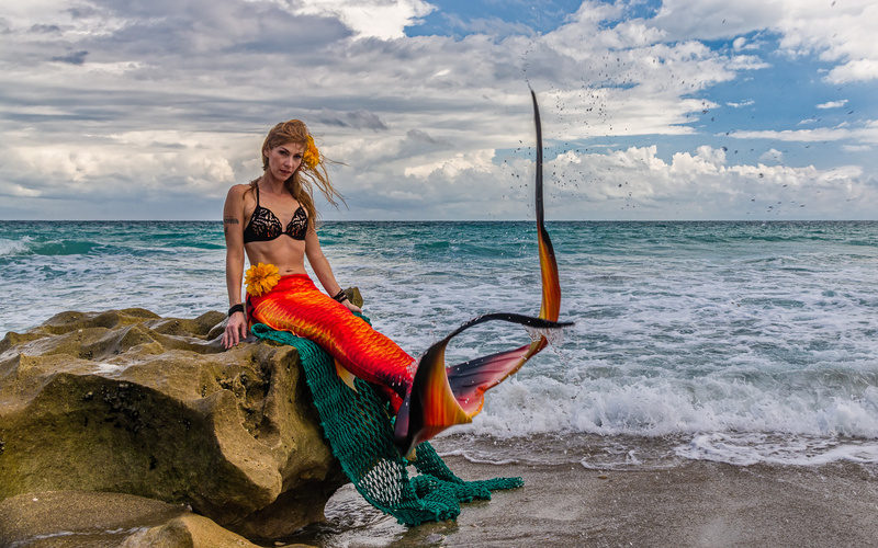 Male model photo shoot of Robert Swinson in Hutchinson Island, Florida