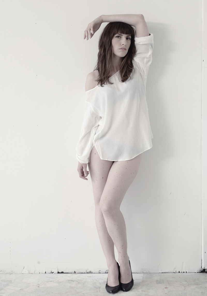 Female model photo shoot of Isabel Flores Bregoli