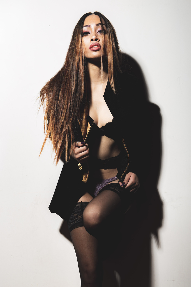 Female model photo shoot of Nequita Valentina
