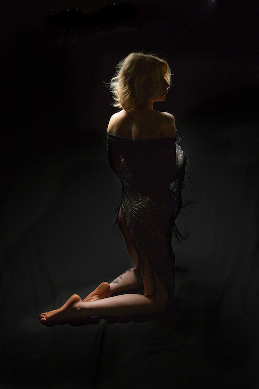 Female model photo shoot of sapphirie