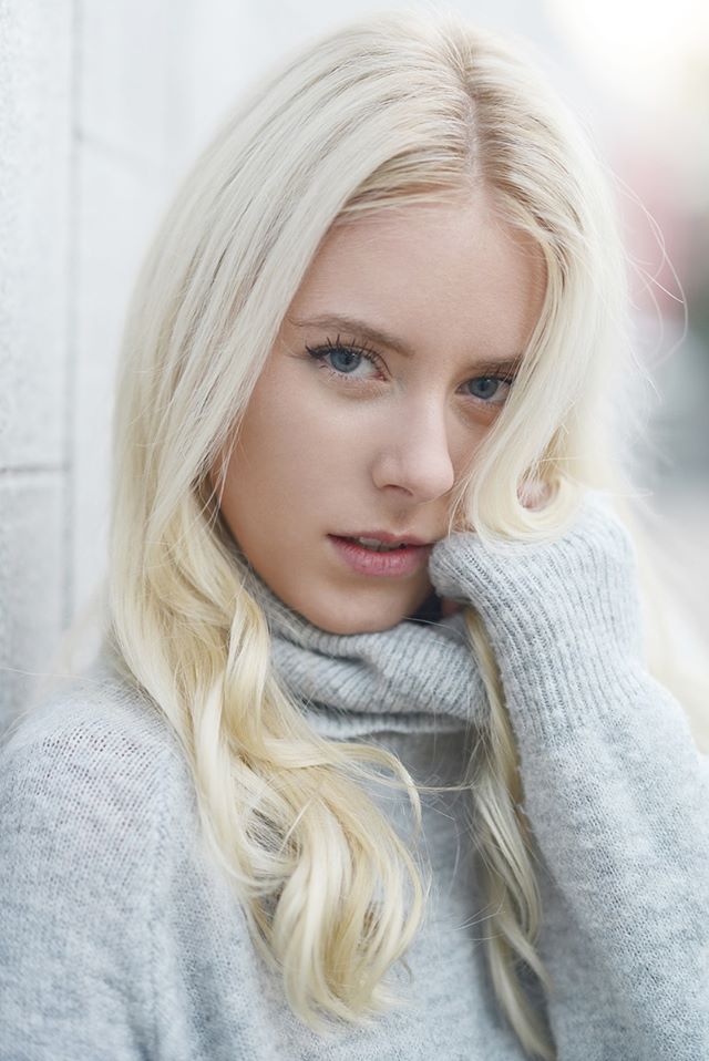 Female model photo shoot of amandalovisamodel in Stockholm