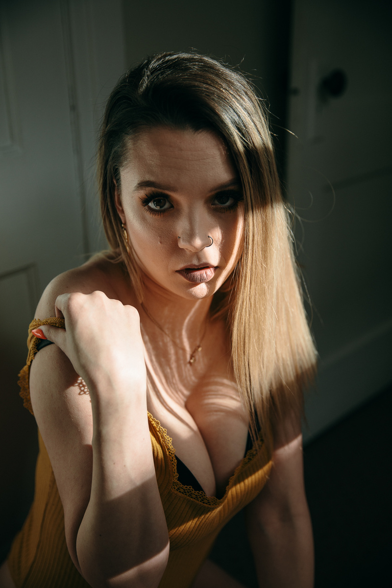 Female model photo shoot of SummerSlays