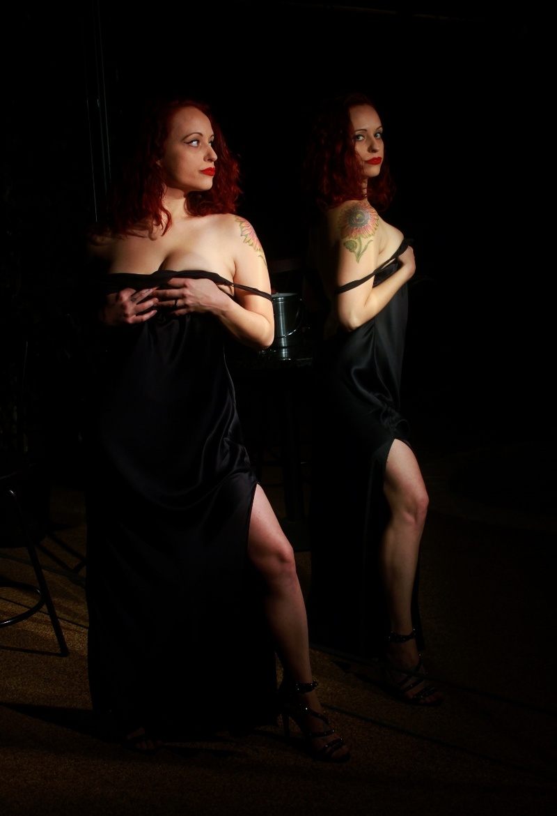 Female model photo shoot of Amie Allure by Blankphoto