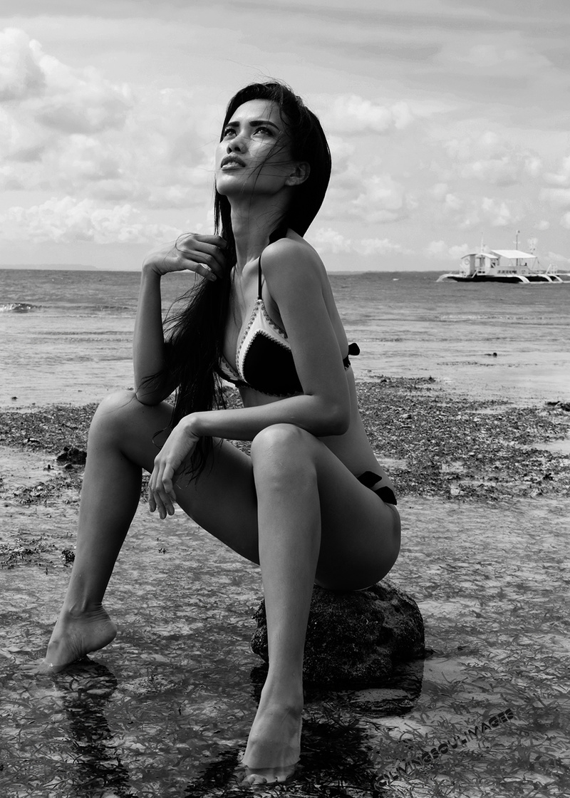 Female model photo shoot of Living Soul in Cebu