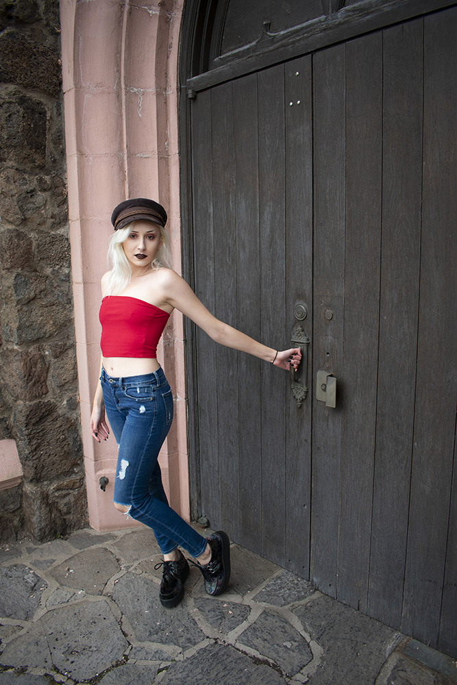 Female model photo shoot of Daisy Meadows