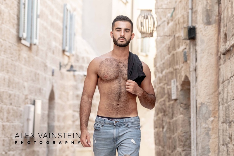 Male model photo shoot of Alex Vainstein Photography