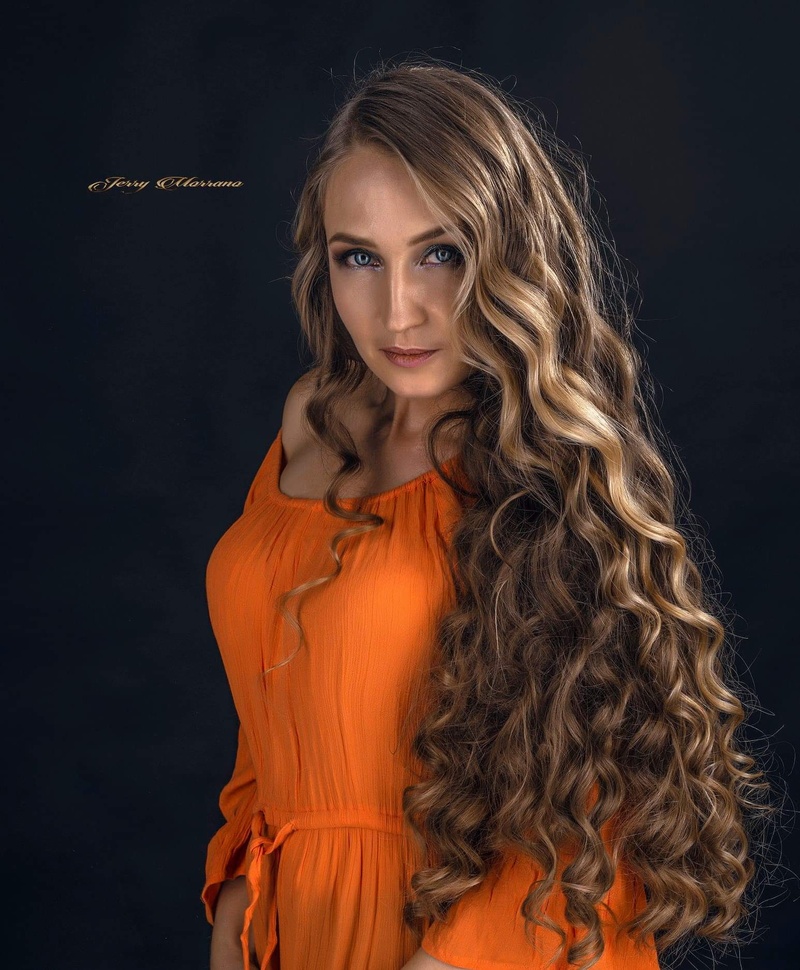 Female model photo shoot of IrinaRus