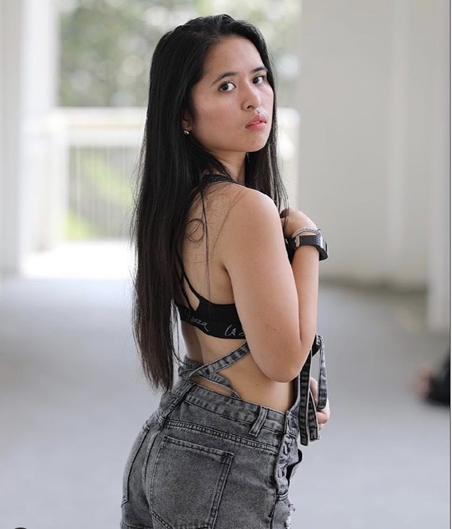 Female model photo shoot of angel_aber in singapore