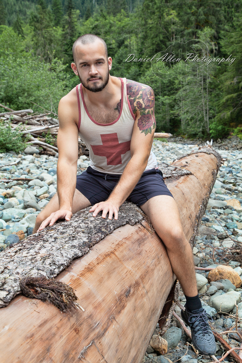Male model photo shoot of Daniel Allen - Photog
