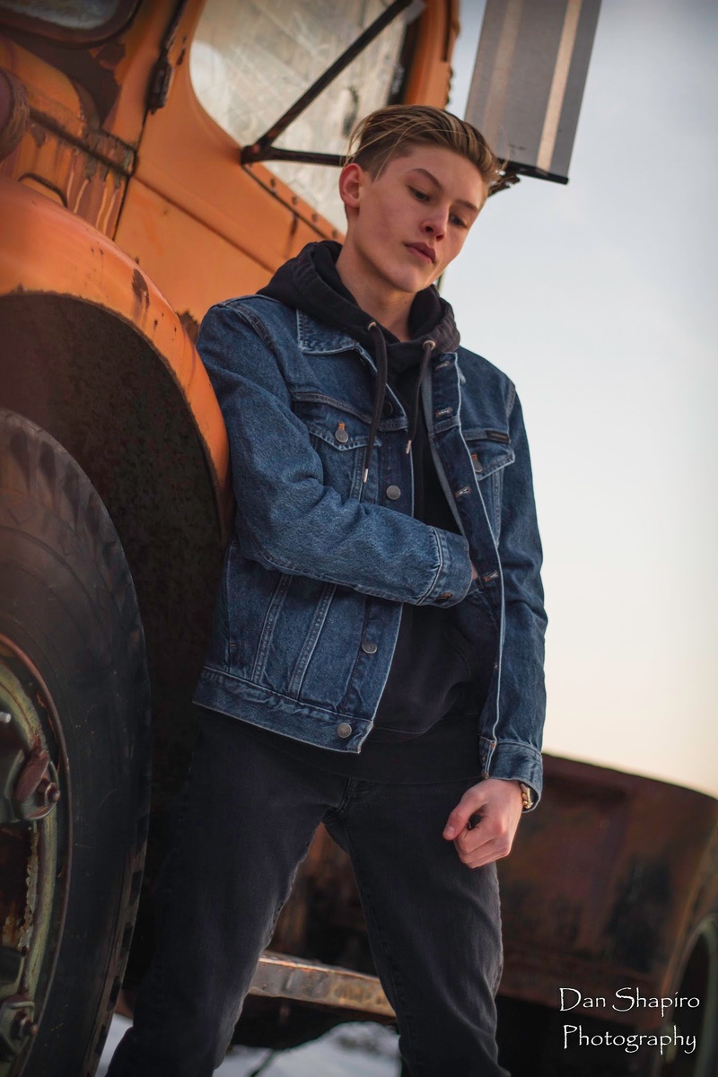 Male model photo shoot of Carlin horn
