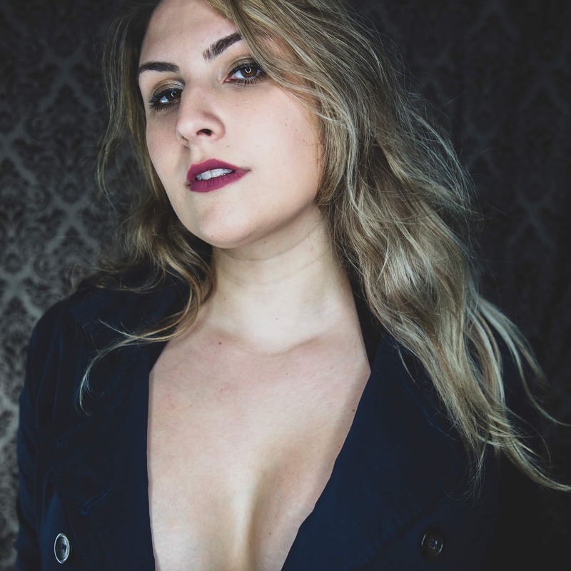 Female model photo shoot of Cassandra_Batstone