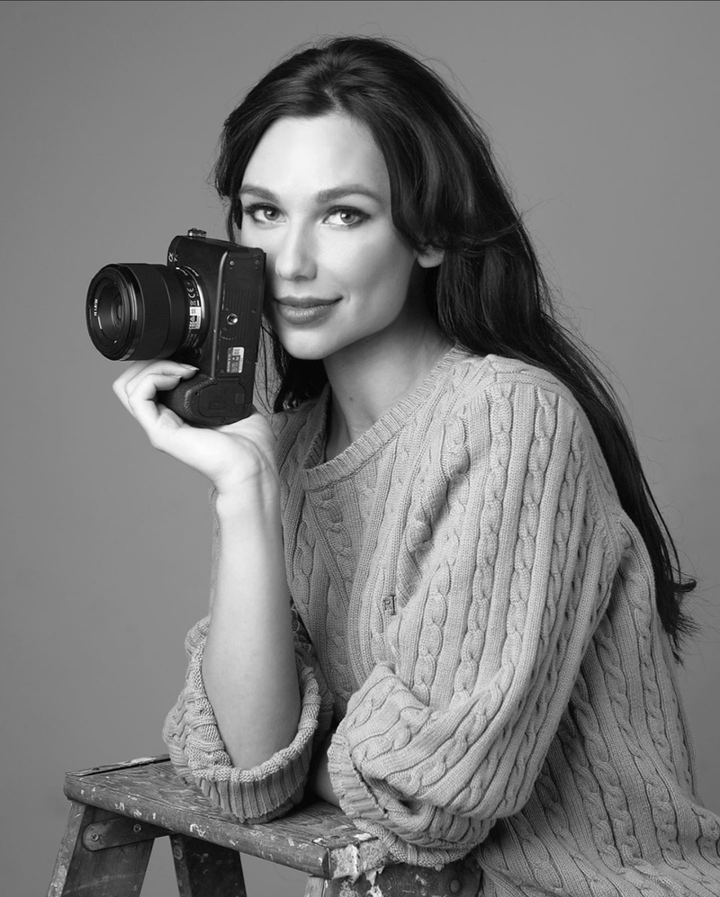 Female model photo shoot of Rusana Zarubina