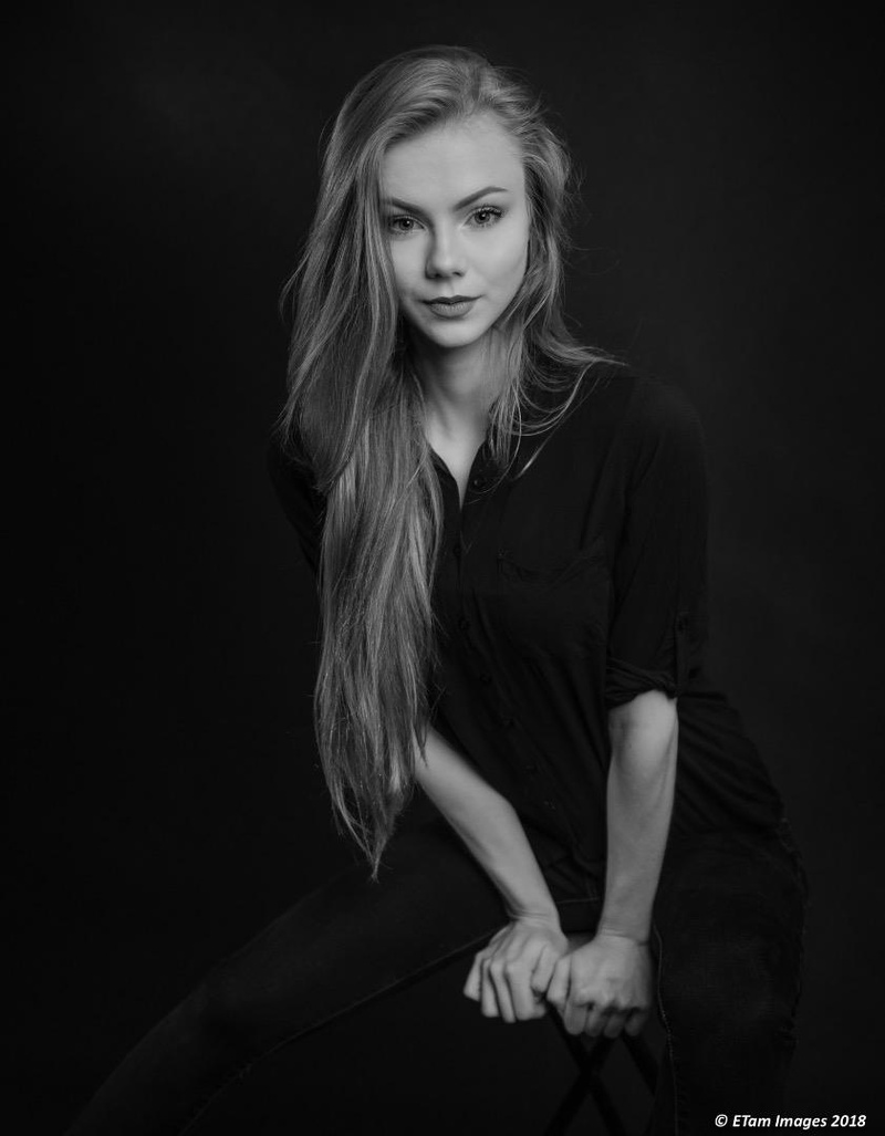 Female model photo shoot of Alison matte