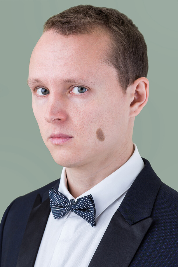 Male model photo shoot of Max Yatsenko