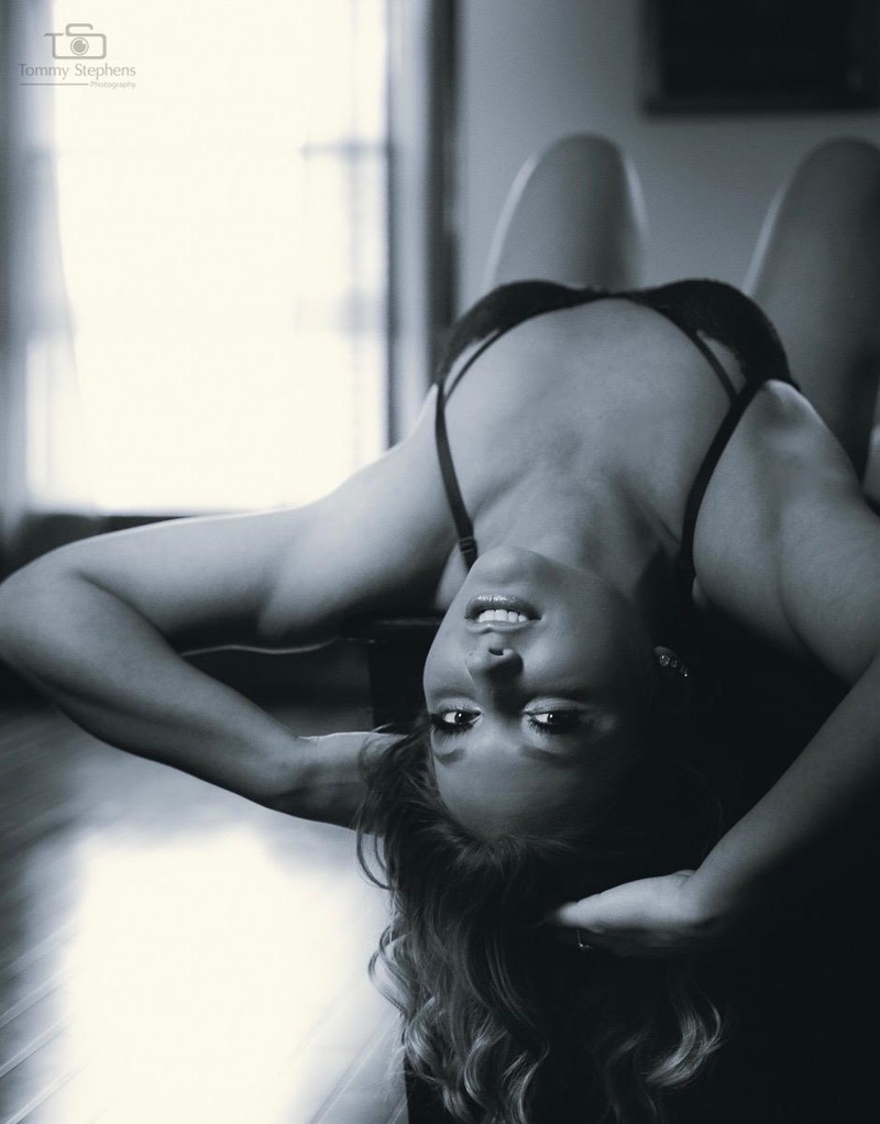 Female model photo shoot of lexxyyy3 by Tommy Stephens in Troy, NY