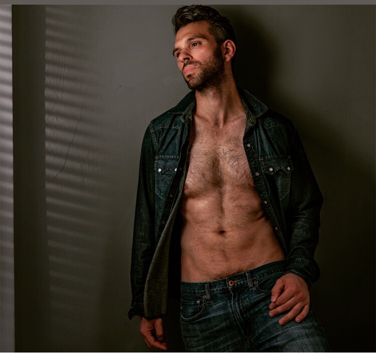 Male model photo shoot of ElitePhysique