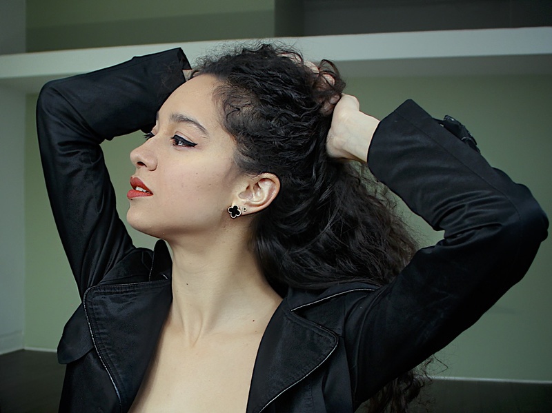 Female model photo shoot of Alexandra by Wonvoyce