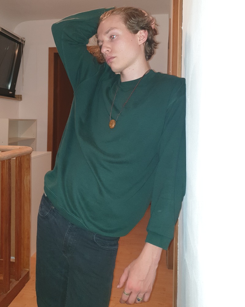 Male model photo shoot of Luke Ibsen