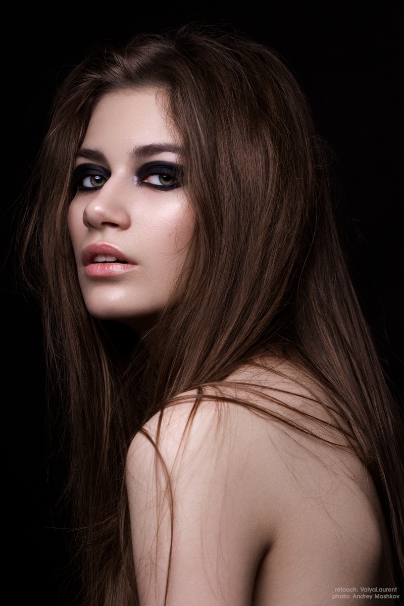 Female model photo shoot of Valya Laurent