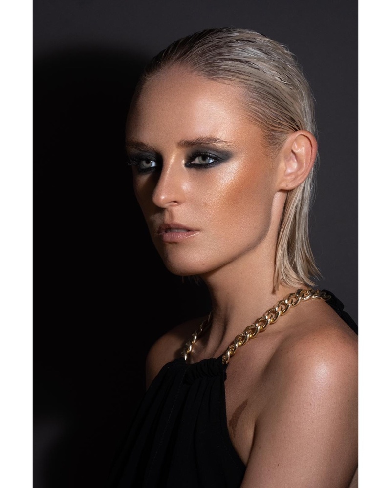 Female model photo shoot of Noemie Asbyornsen