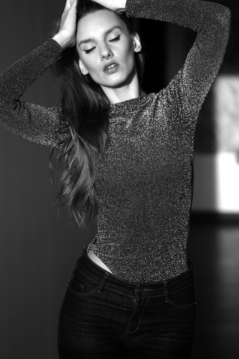 Female model photo shoot of Giota Malliou