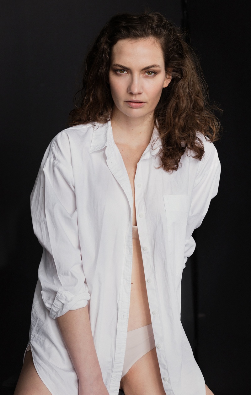 Female model photo shoot of Cirila