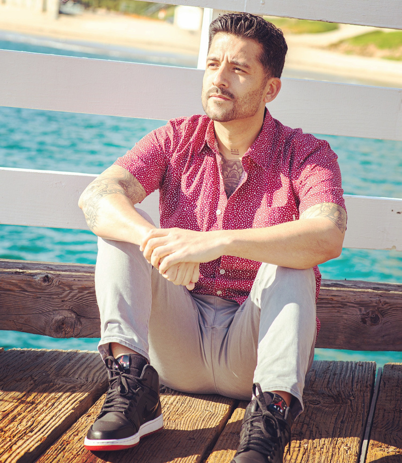 Male model photo shoot of Marcosguillen in Malibu Pier