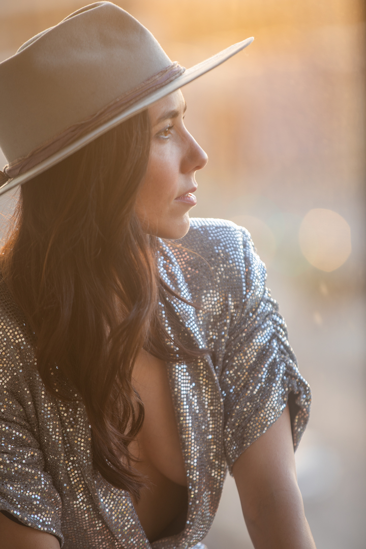 Female model photo shoot of Eye Speak Magic  in Marina Del Rey