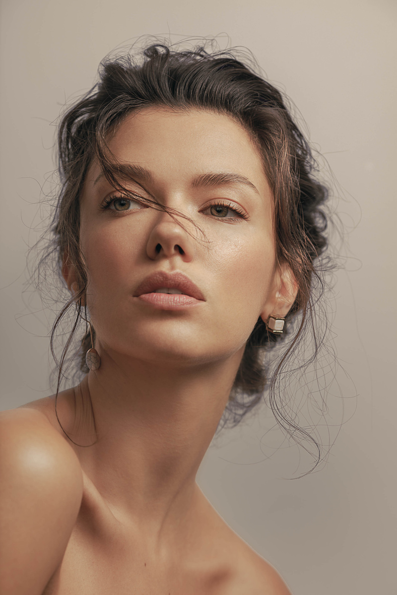Female model photo shoot of AnnaKutyakova