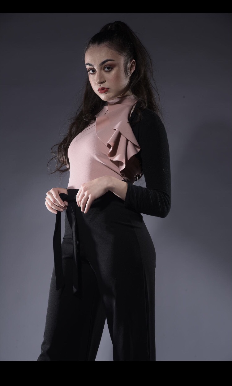 Female model photo shoot of Maryammmm