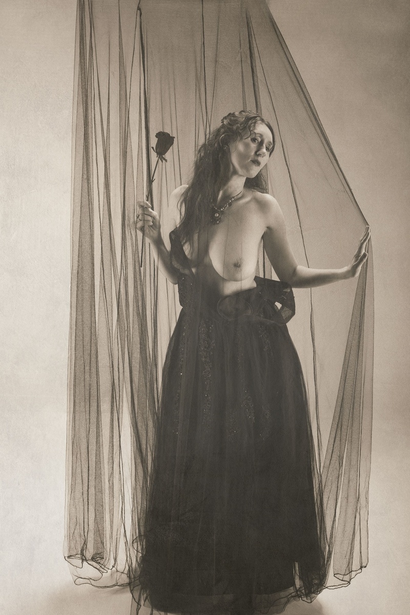 Female model photo shoot of Skye Eirwen Kreed