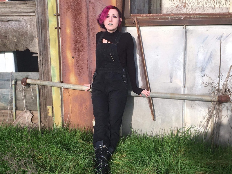 Female model photo shoot of TwistedWildOrchid  in abandoned house 2020