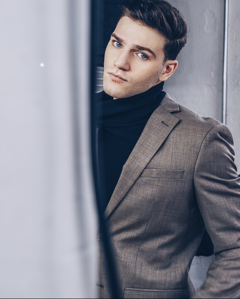 Male model photo shoot of Ryan Vilchez