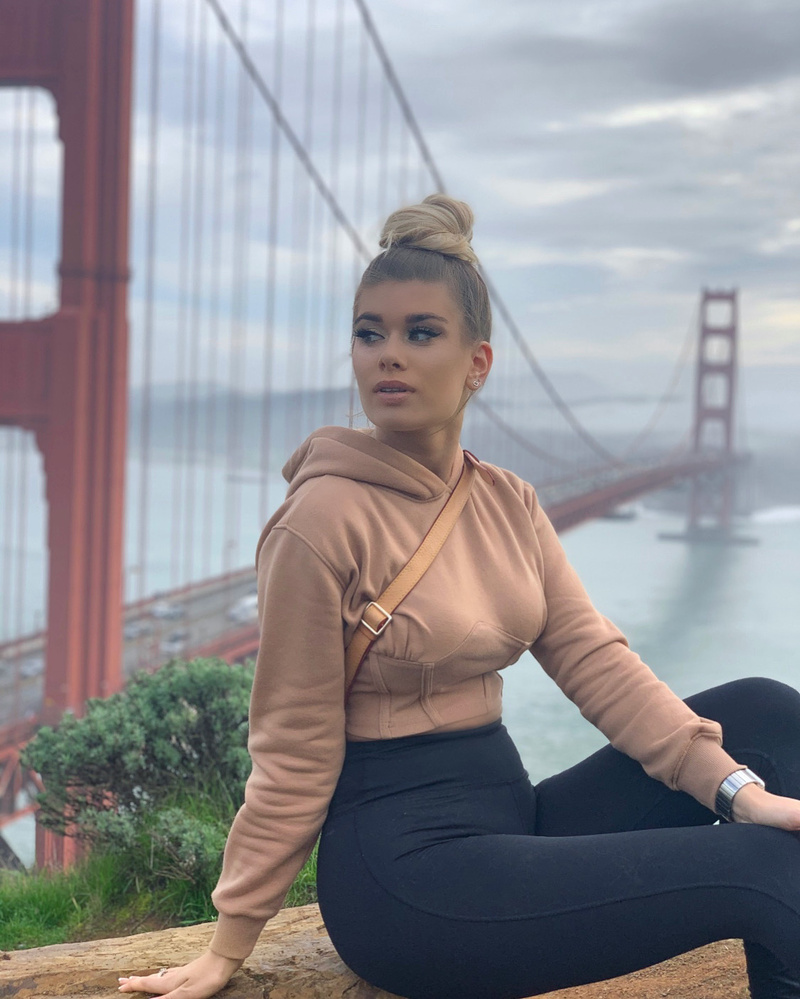 Female model photo shoot of Xeniia in Golden Gate Bridge