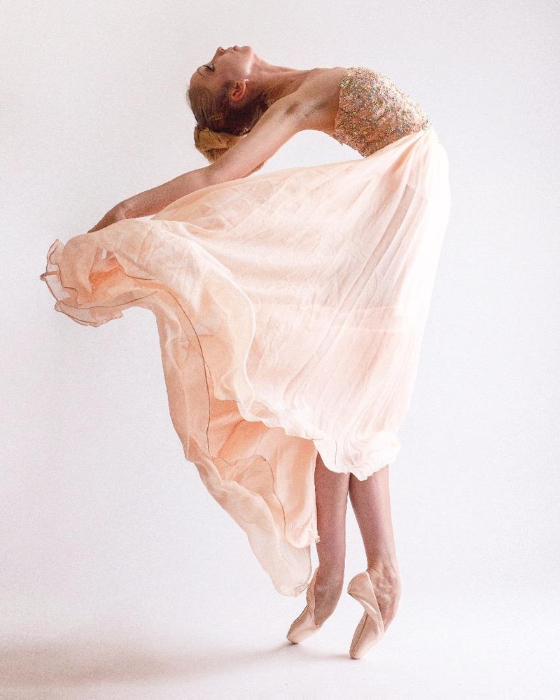Female model photo shoot of Sarafina Ballerina