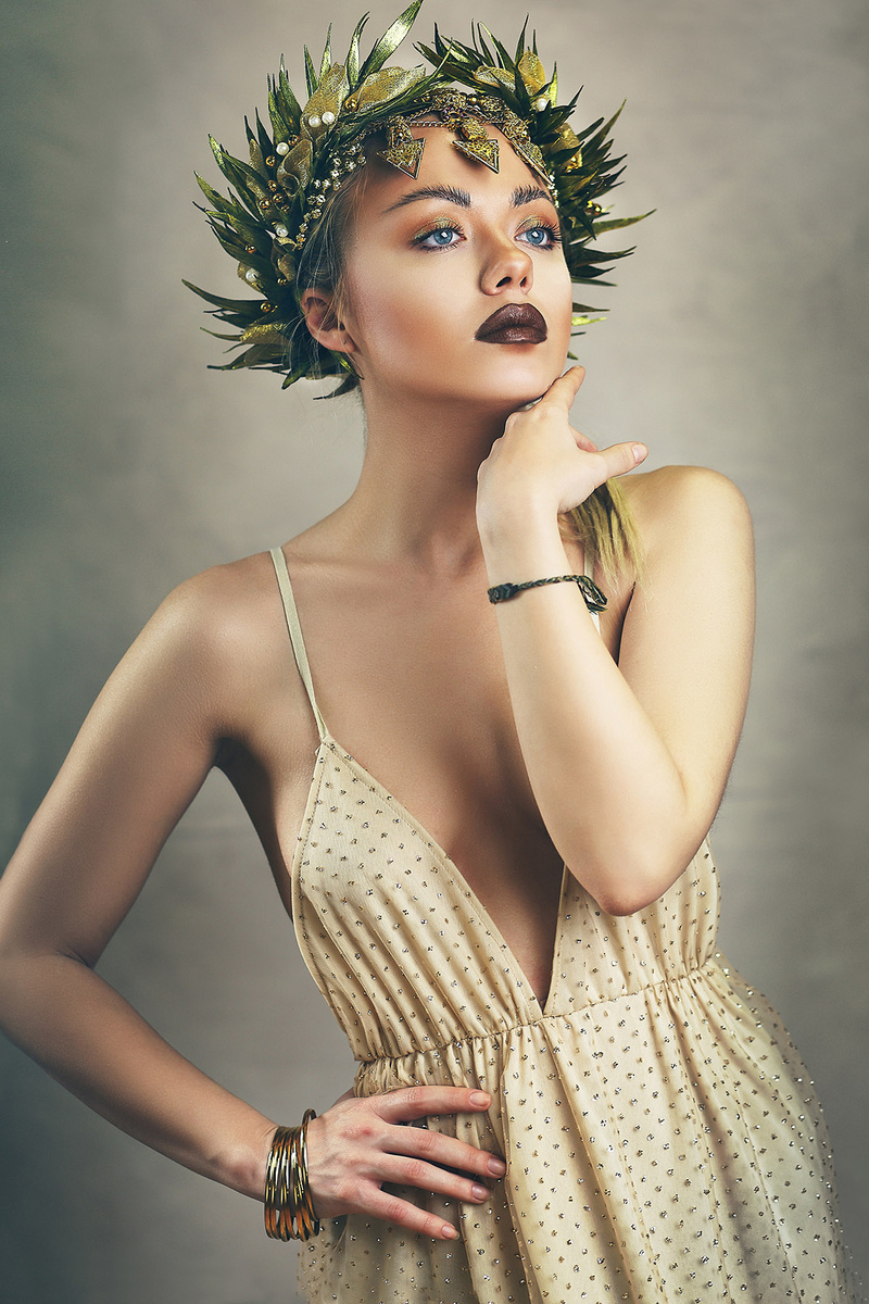Female model photo shoot of Olena Zaskochenko in Trnava