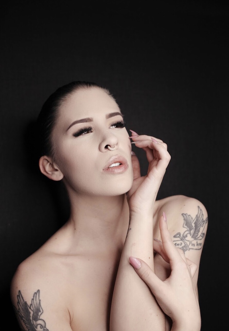 Female model photo shoot of Lexi Lulu B