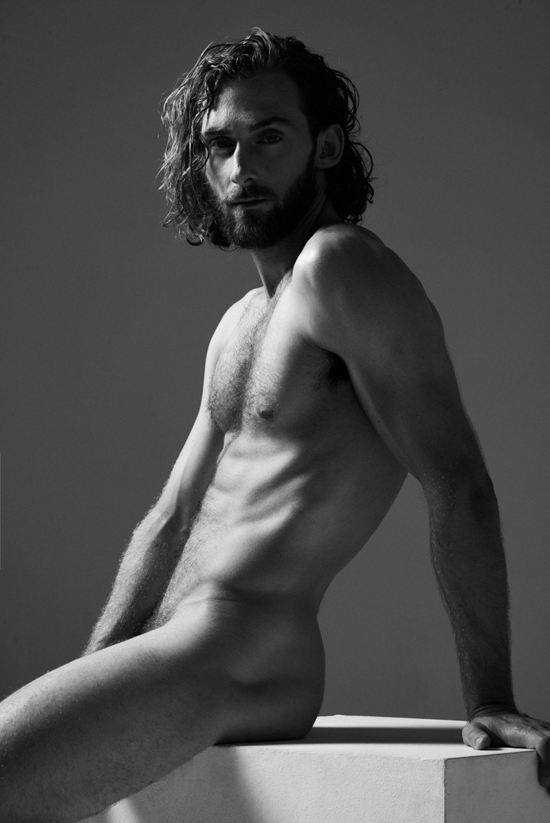 Male model photo shoot of Noli Provoste