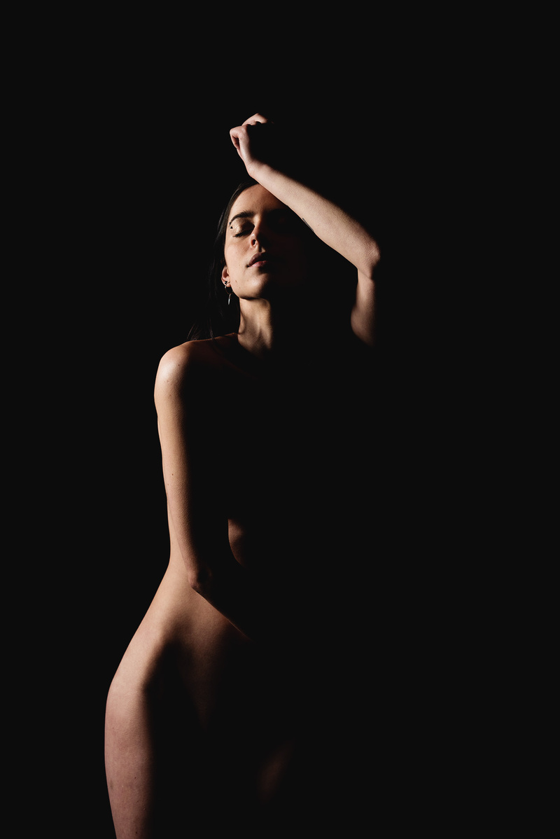 Female model photo shoot of Helen Grace by I Love Shiny Stuff