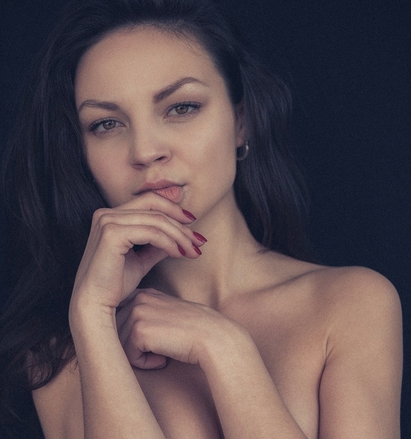 Female model photo shoot of Anastasiya 06