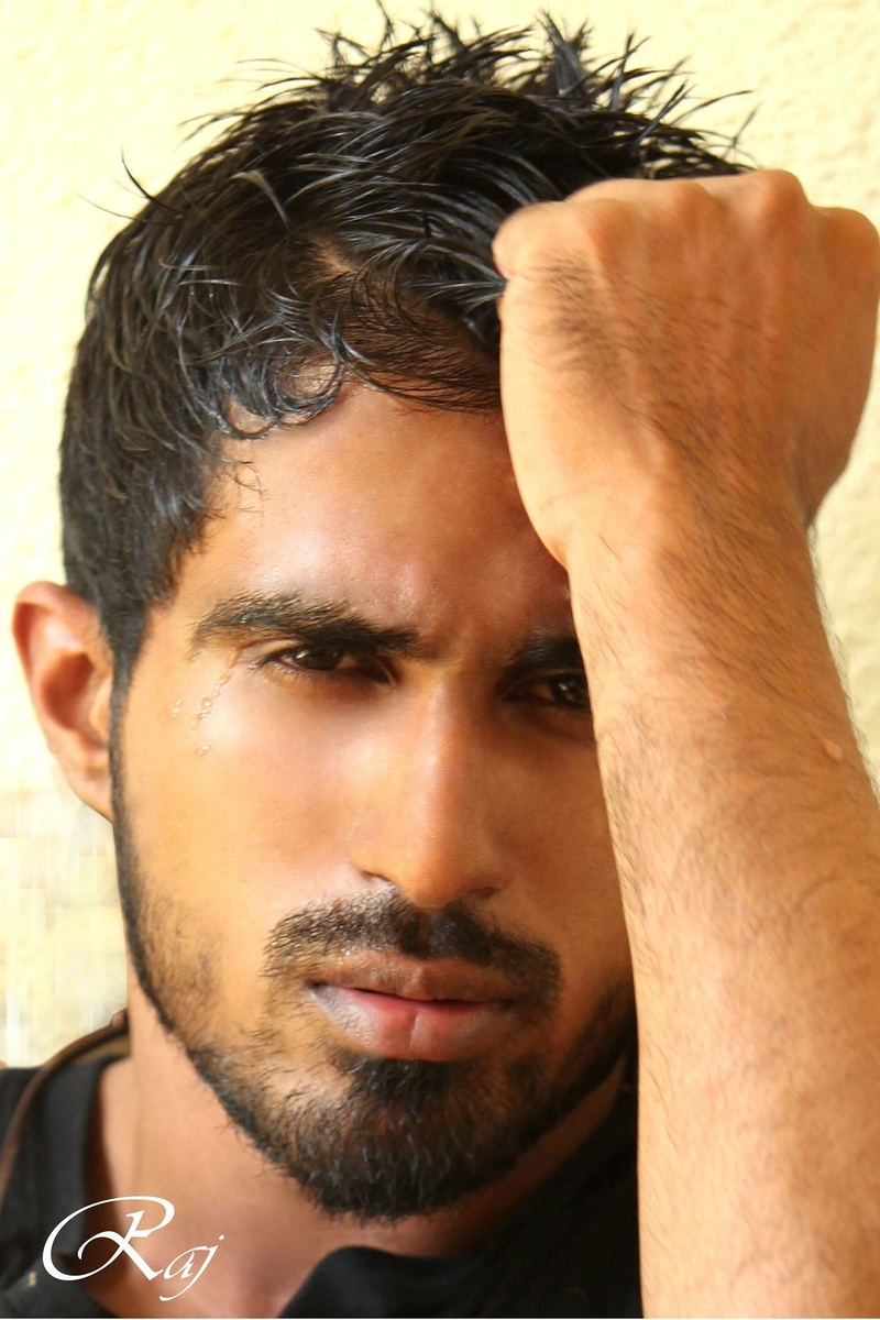 Male model photo shoot of Ratheeshraj