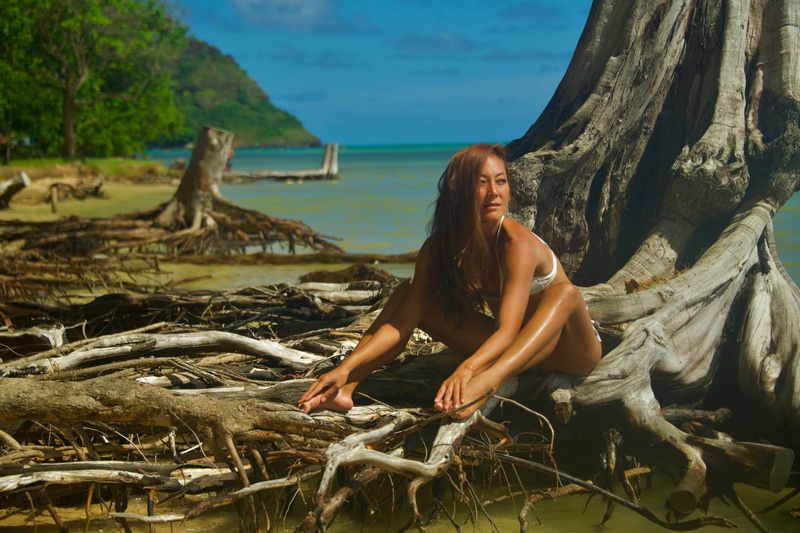 Female model photo shoot of angie_hawaii