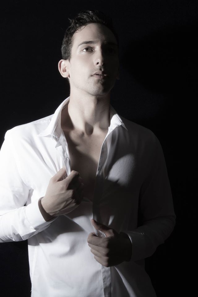 Male model photo shoot of Nathan Heron